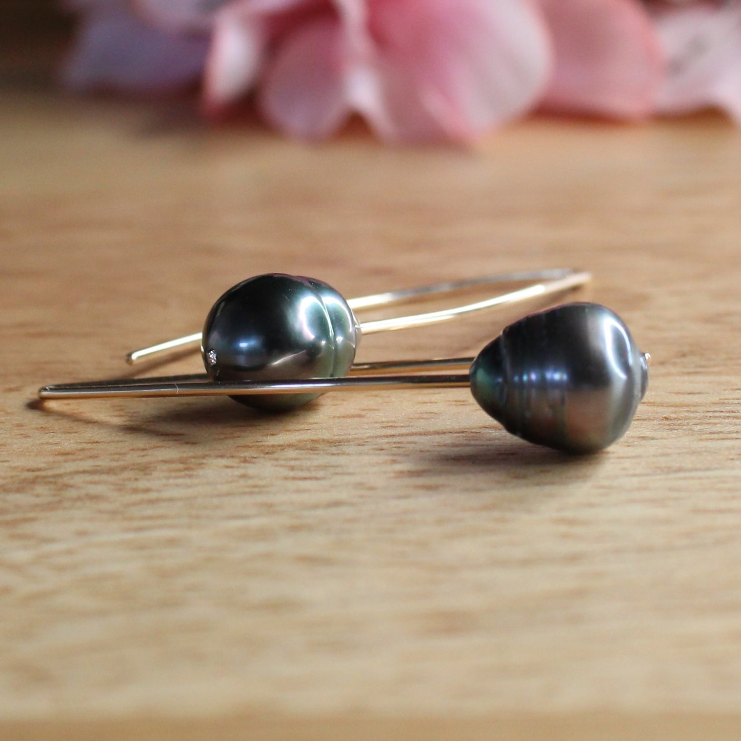 Tahitian Black Pearl Dangle Earrings - Avery Gold