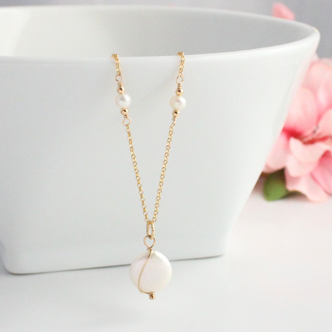 Coin Pearl Pendant Necklace - Gold Filled - Eterna