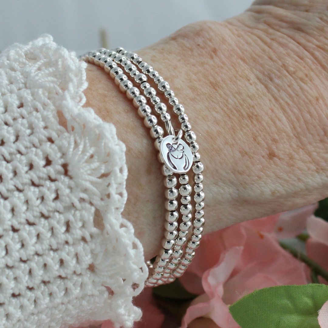 Gemini Zodiac Sterling Silver Stacking Bracelet – Mia Love Drop