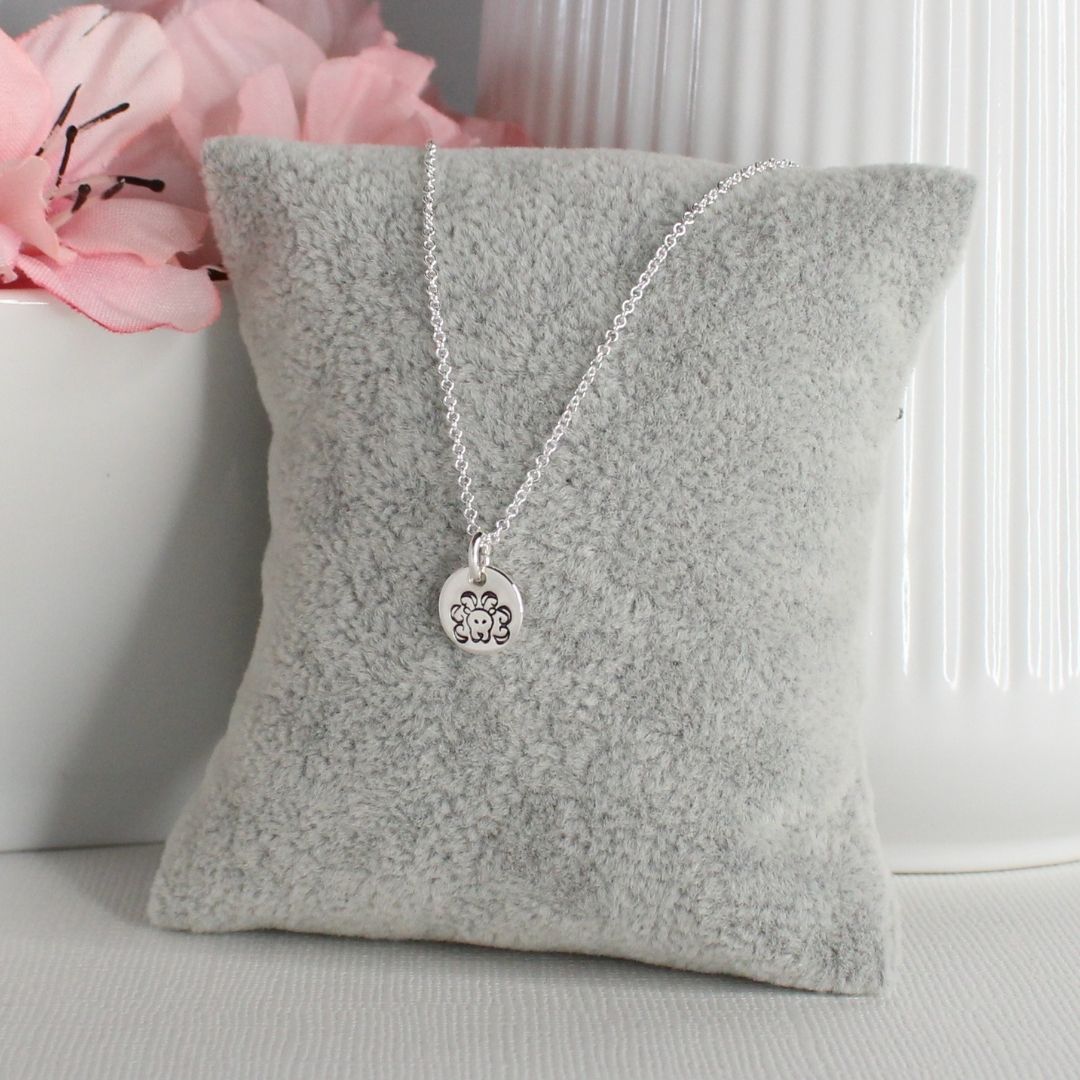 Zodiac Pendant Necklace - Leo Mia Love Drop