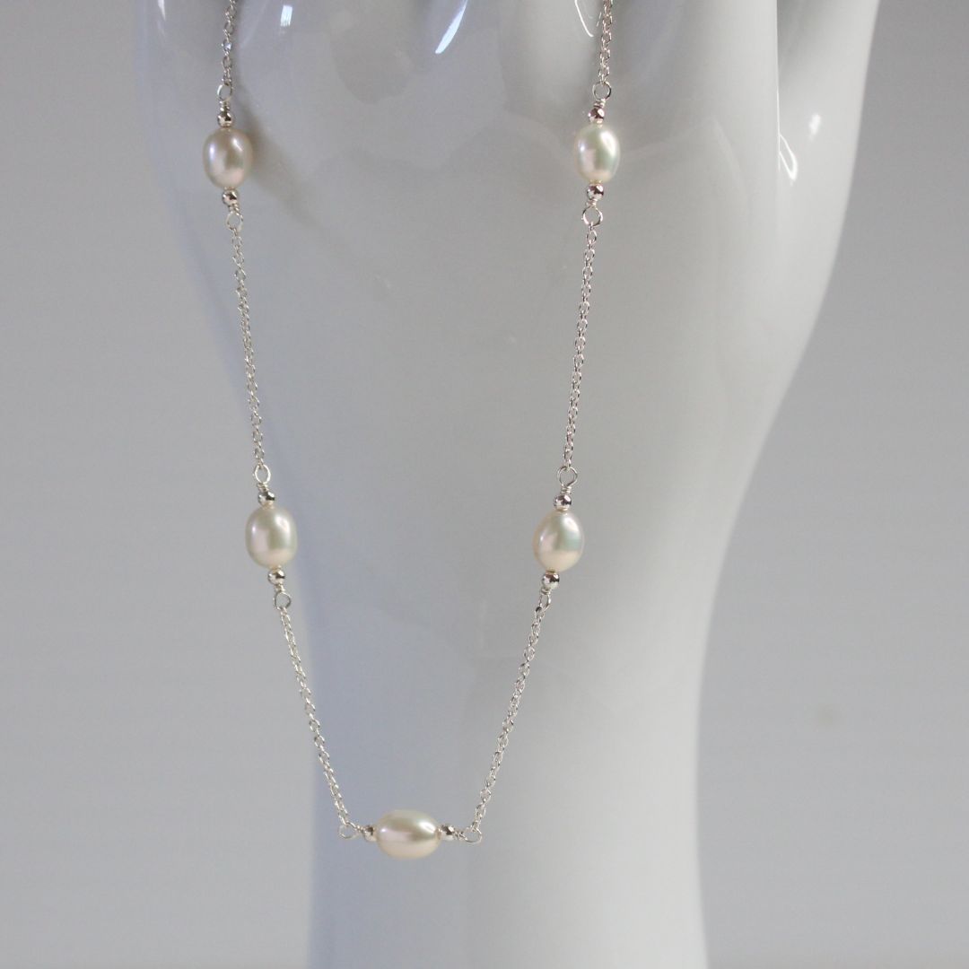 Pearl Station Chain Necklace - Silver - Serenity