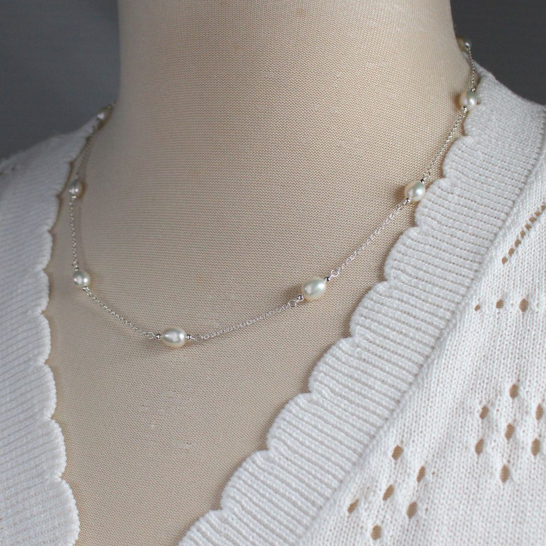 Pearl Station Chain Necklace - Silver - Serenity