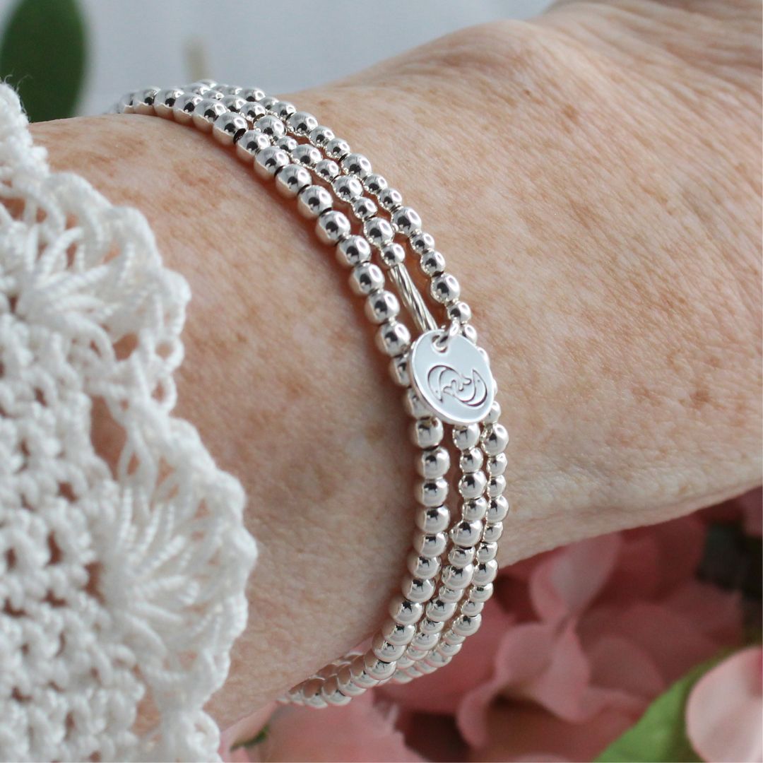 Pisces Zodiac Sterling Silver Stacking Bracelet – Mia Love Drop