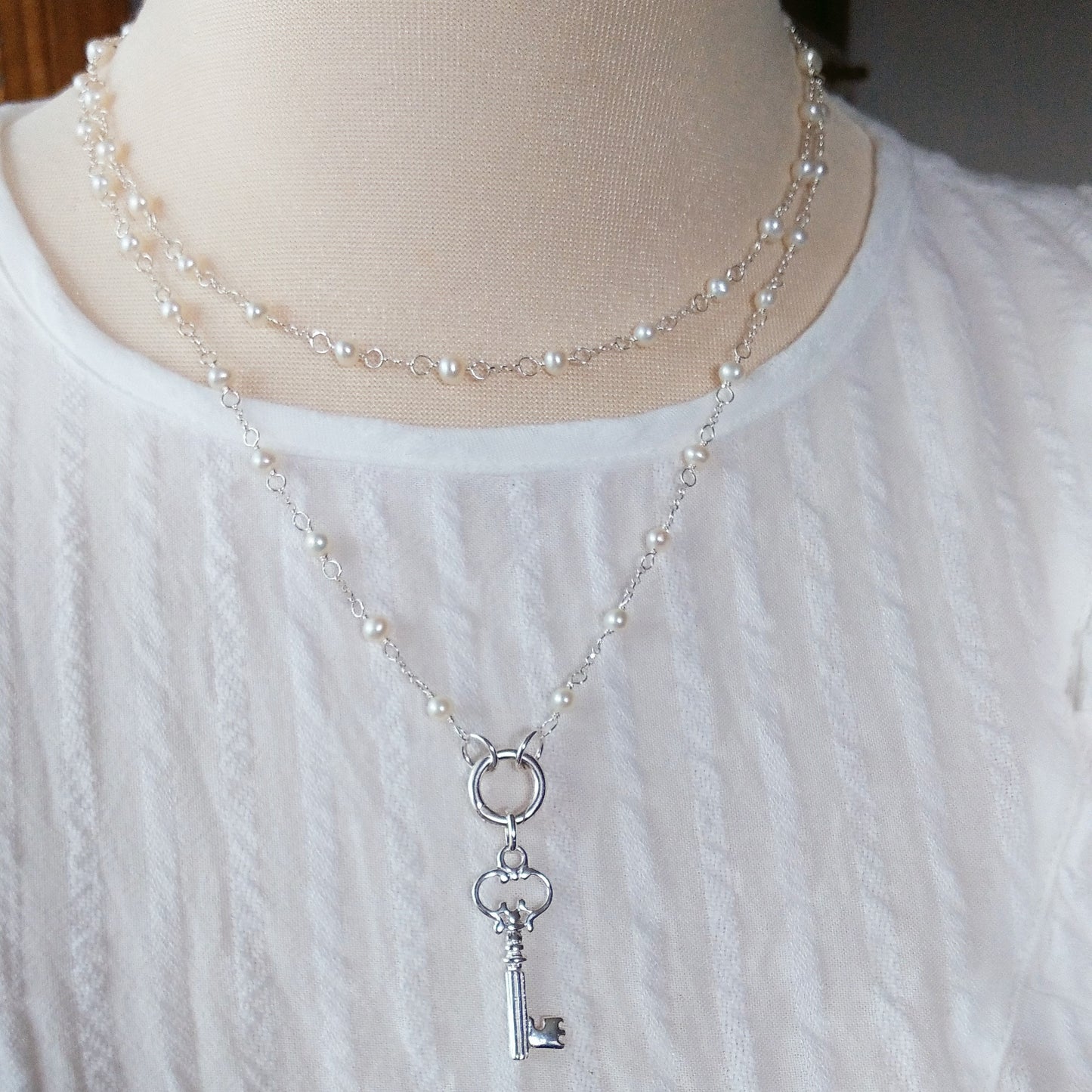 Pearl Charm Necklace - Jasmine