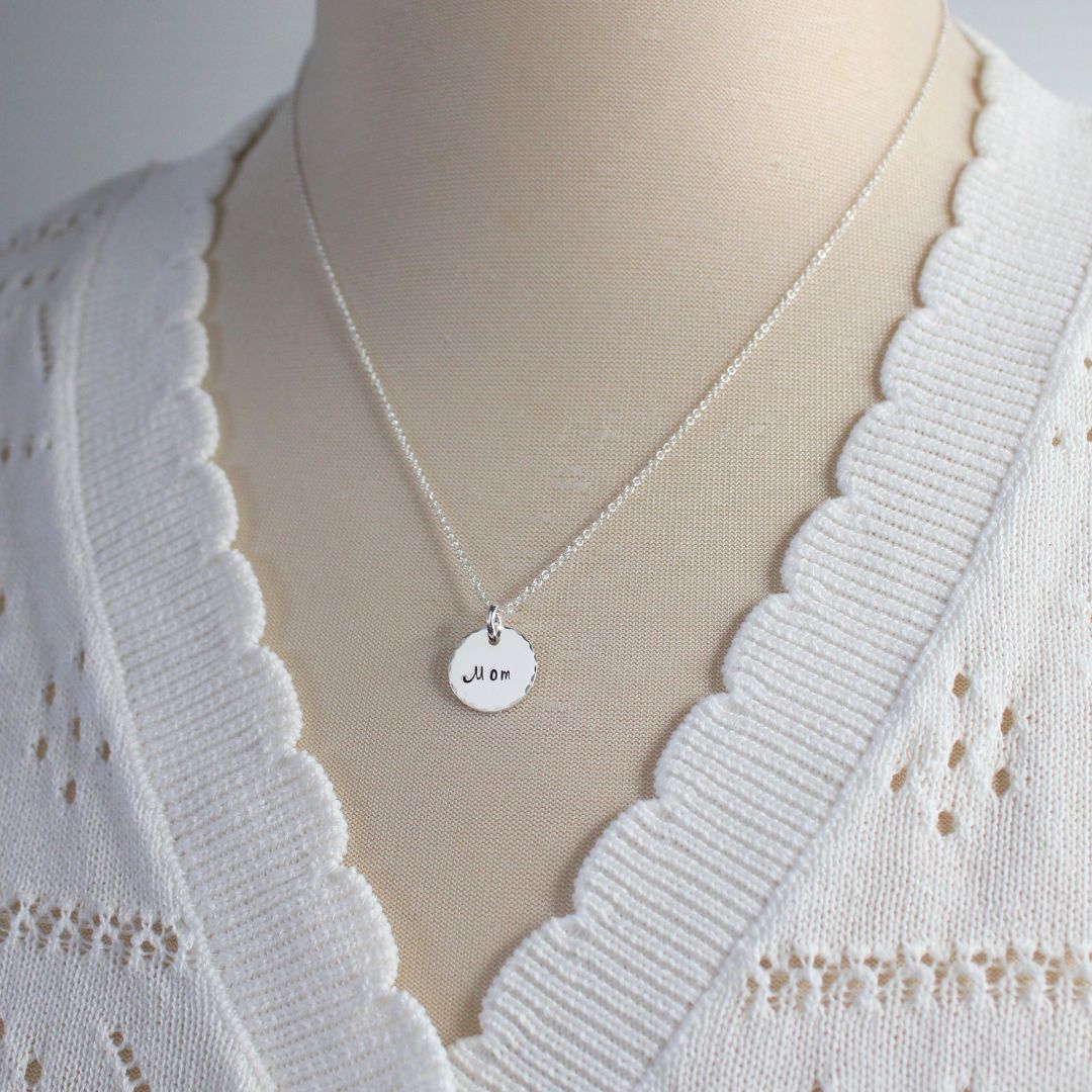 Personalized Mom Pendant Necklace