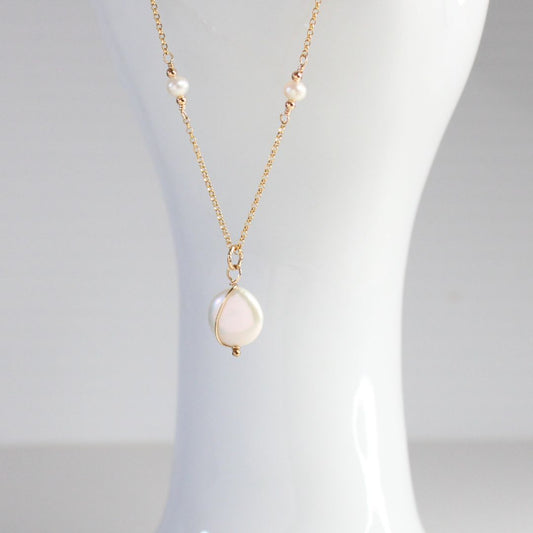 Coin Pearl Pendant Necklace - Hannah
