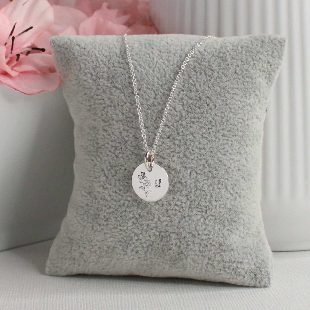 December Birth Flower Pendant Necklace – Narcissus Bella Love Drop